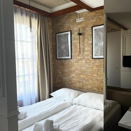 Hotel Zlatni Bor Sokolac  Εξωτερικό φωτογραφία
