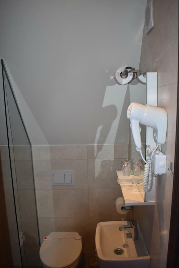 Hotel Zlatni Bor Sokolac  Εξωτερικό φωτογραφία