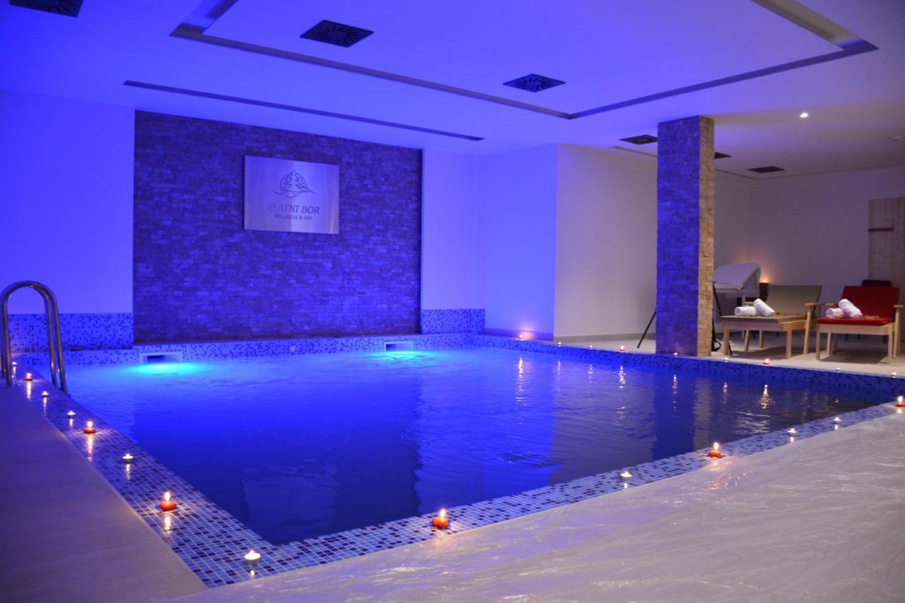 Hotel Zlatni Bor Sokolac  Εξωτερικό φωτογραφία